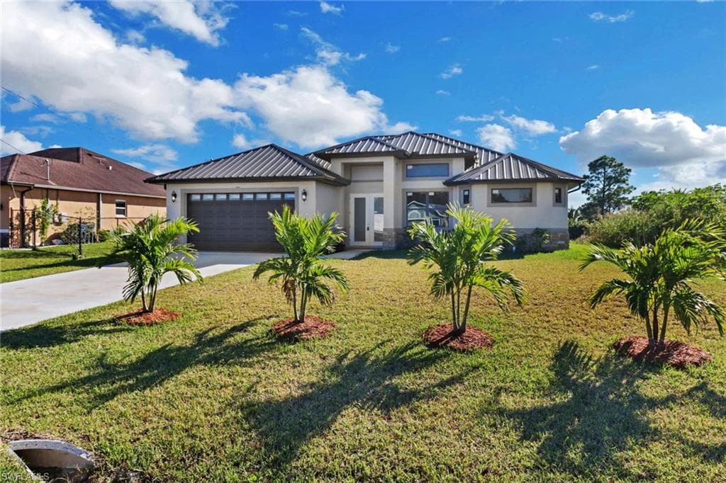 3303 16th ST W LEHIGH ACRES, FL 33971