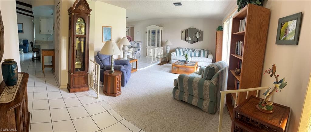 1427 SE 33rd TER CAPE CORAL, FL 33904