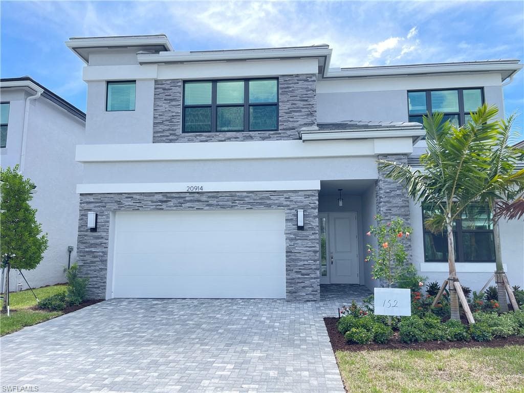 20914 Thistle Leaf LN ESTERO, FL 33928