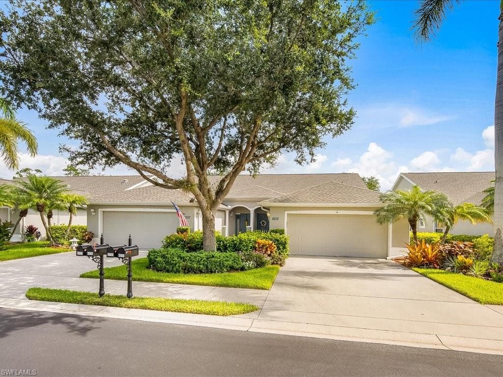 6231 Mandalay CIR 40 NAPLES, FL 34112