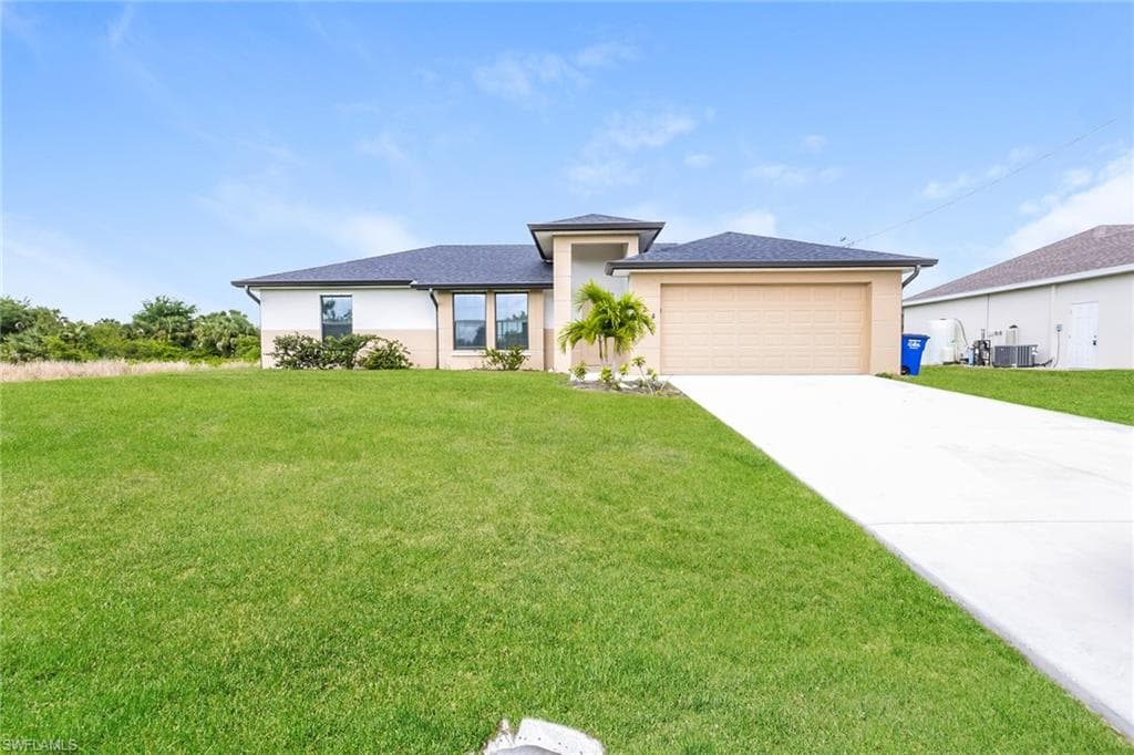 524 Lone Star LN LEHIGH ACRES, FL 33974