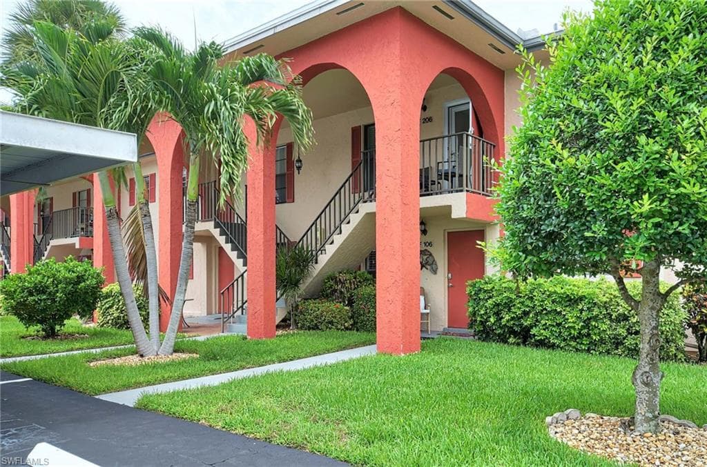 344 Charlemagne BLVD F-106 NAPLES, FL 34112