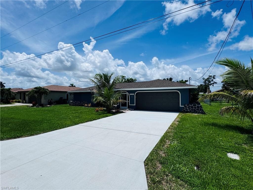 2122 SE 13th TER CAPE CORAL, FL 33990