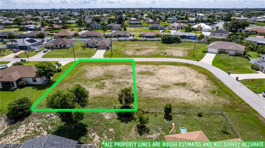 3030 SW 11th CT CAPE CORAL, FL 33914