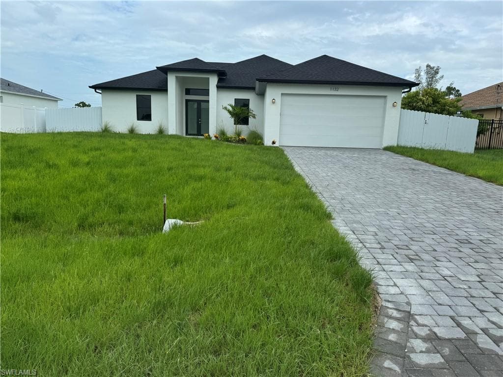 1132 21st AVE CAPE CORAL, FL 33993