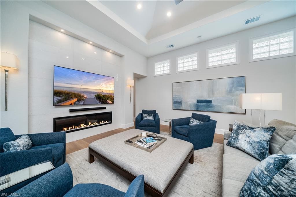 5174 Kensington High ST NAPLES, FL 34105