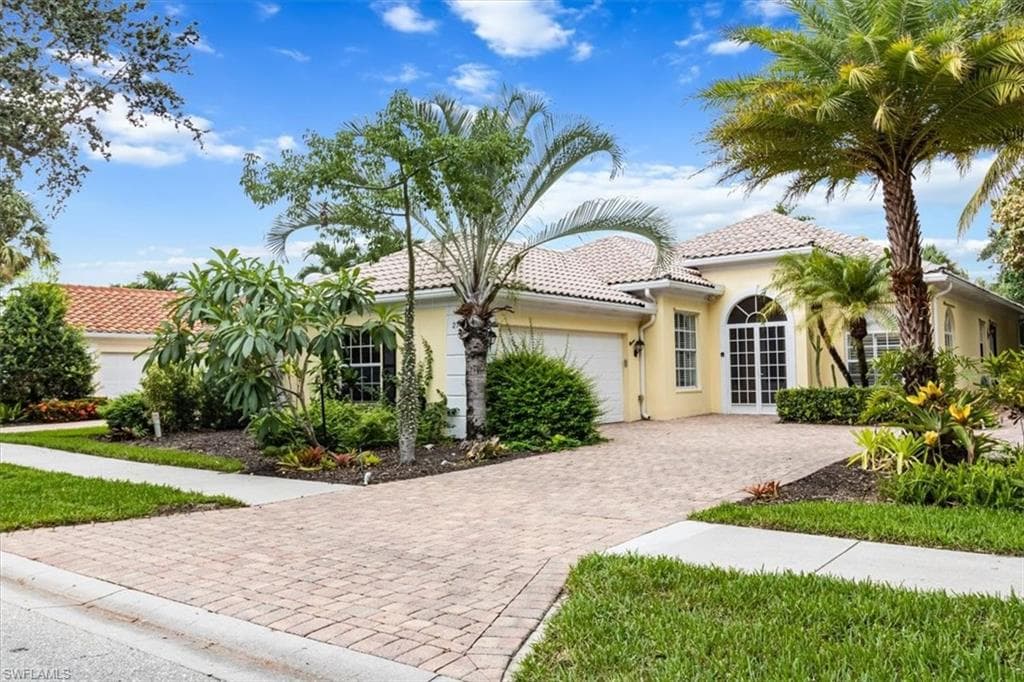 2740 Island Pond LN NAPLES, FL 34119