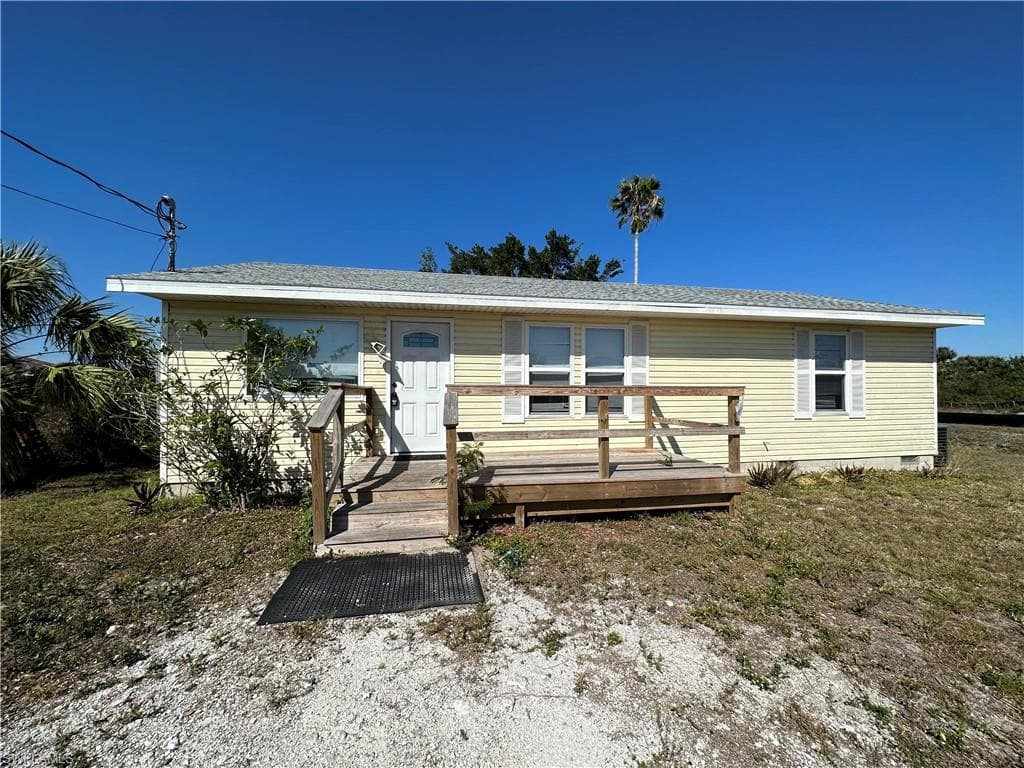 4000 22nd ST SW LEHIGH ACRES, FL 33976