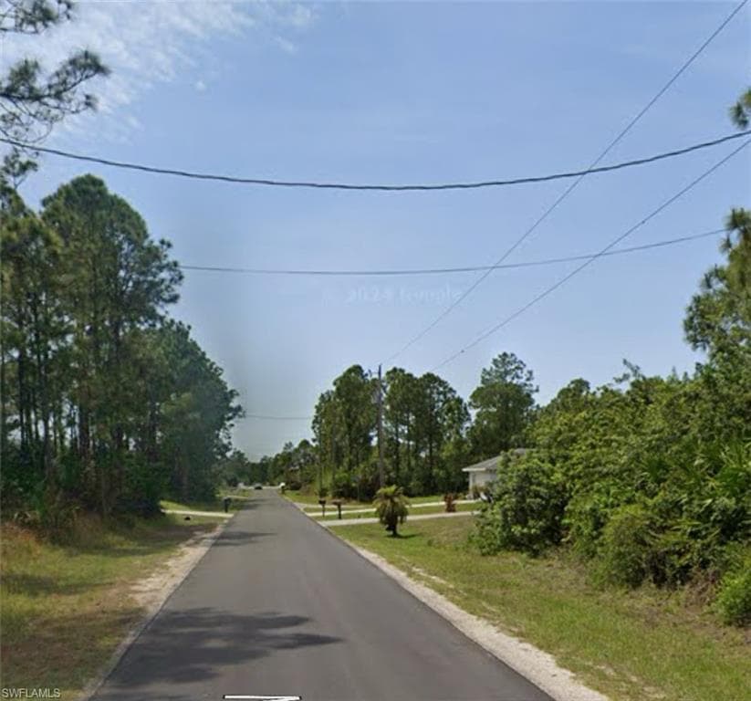 2812 19th ST W LEHIGH ACRES, FL 33971
