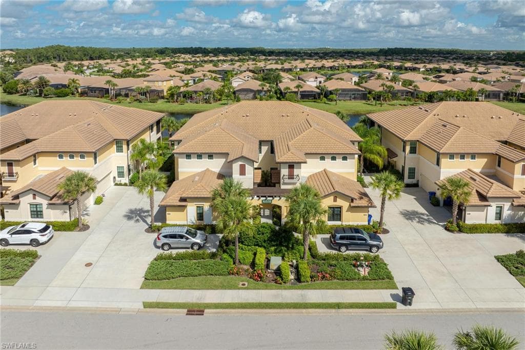 10532 Casella WAY 101 FORT MYERS, FL 33913