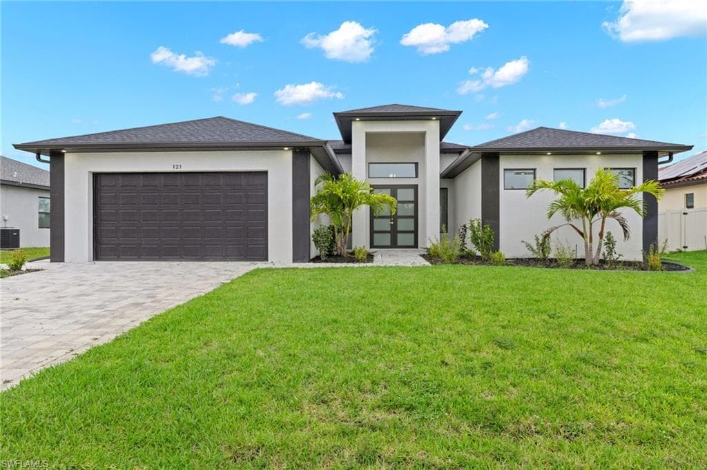 121 SW 21st LN CAPE CORAL, FL 33991