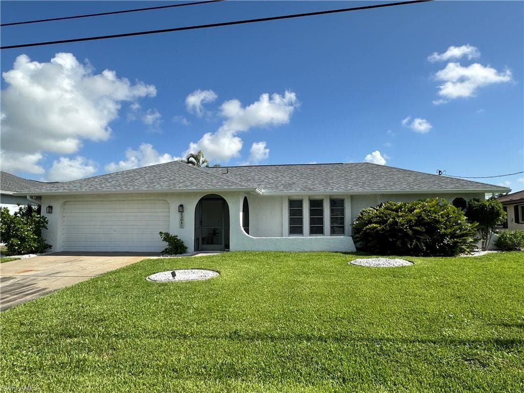 1201 SE 32nd TER CAPE CORAL, FL 33904