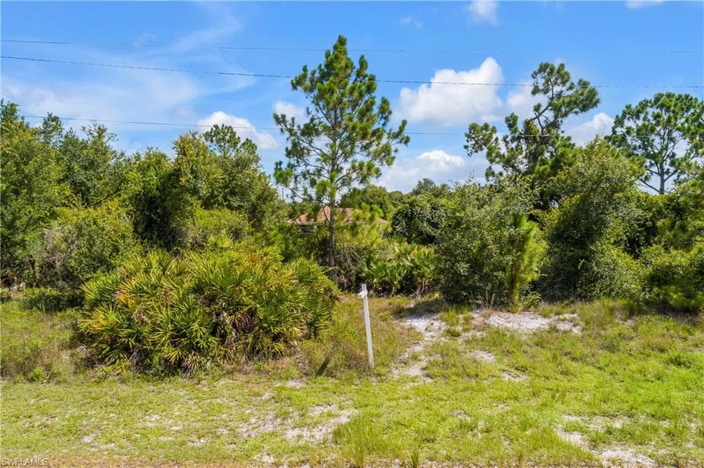 2520 74th ST W LEHIGH ACRES, FL 33971
