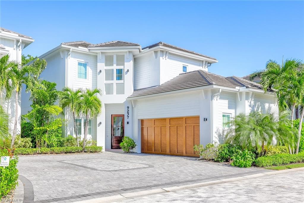 9237 Mercato WAY NAPLES, FL 34108