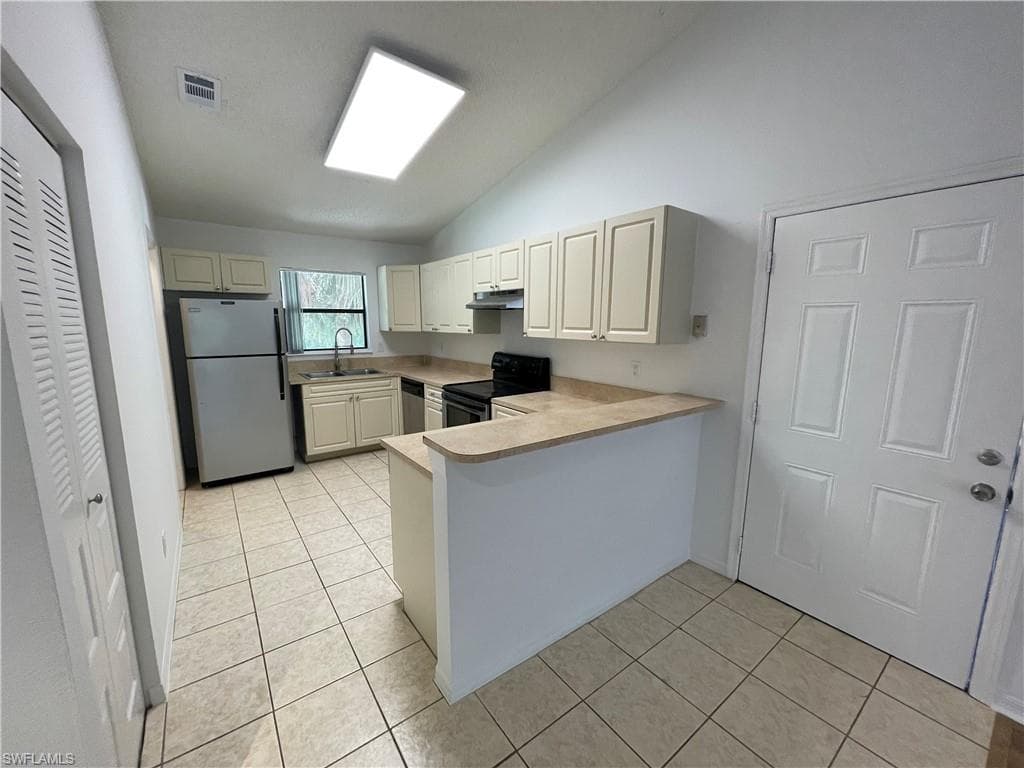 2178 Arbour Walk CIR 2324 NAPLES, FL 34109