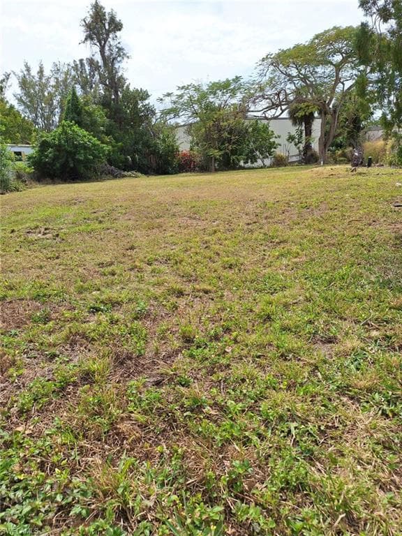 2100 Flowers DR FORT MYERS, FL 33907
