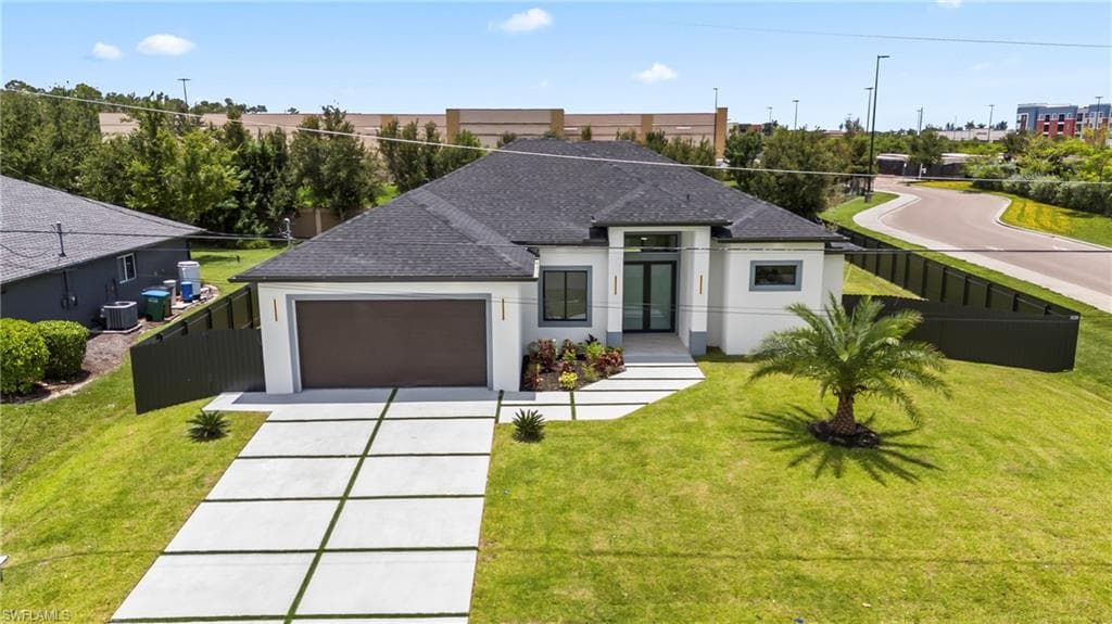 324 NW 1st ST CAPE CORAL, FL 33993
