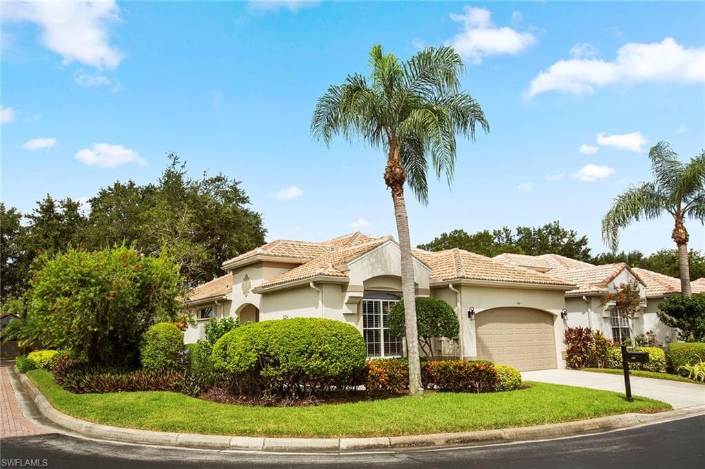 164 Vista LN NAPLES, FL 34119