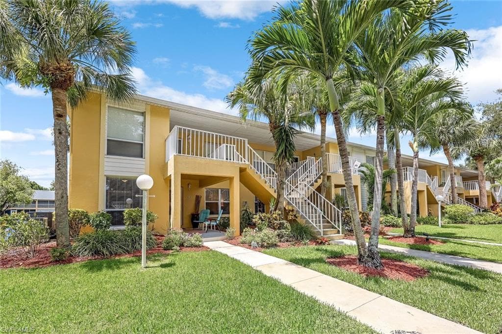 1330 Yesica Ann CIR I-101 NAPLES, FL 34110