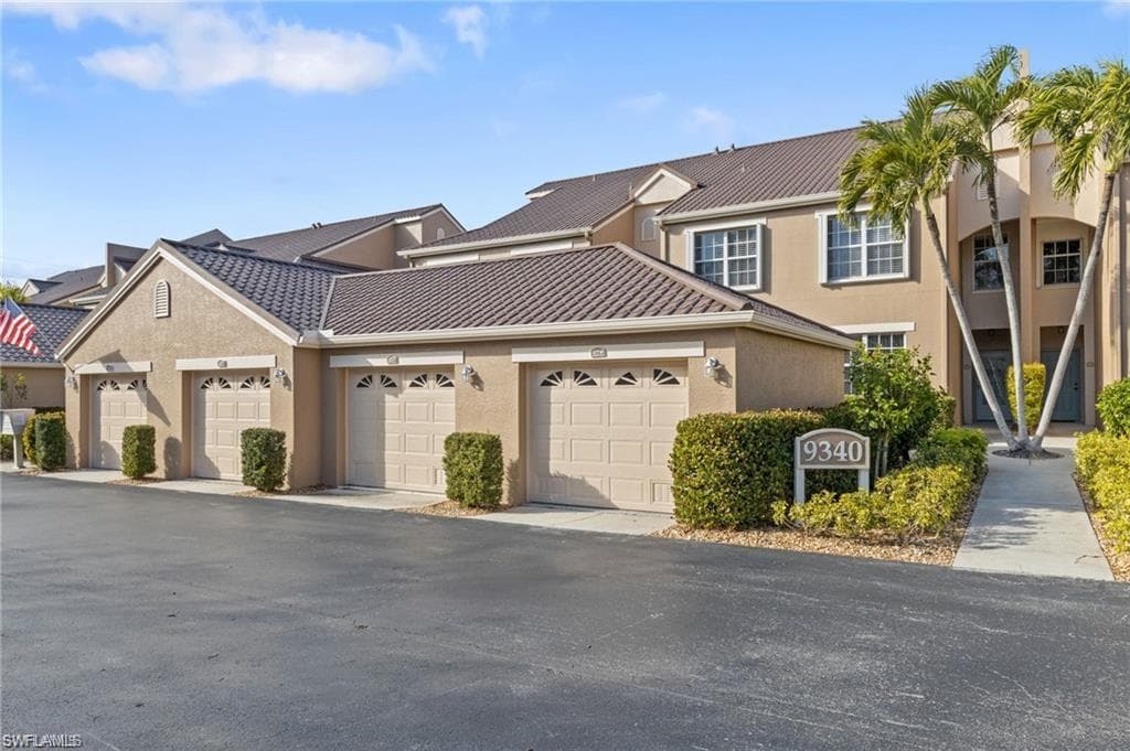 9340 Alamander CT 606 FORT MYERS, FL 33919