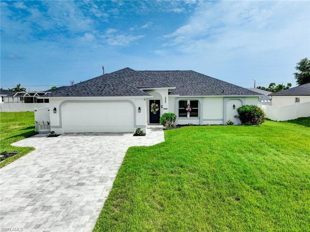 1025 NW 14th TER CAPE CORAL, FL 33993