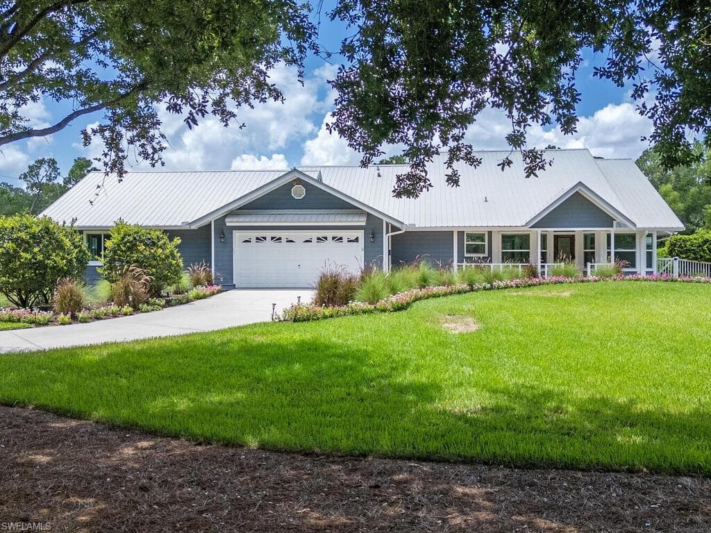 4660 7th AVE NW NAPLES, FL 34119