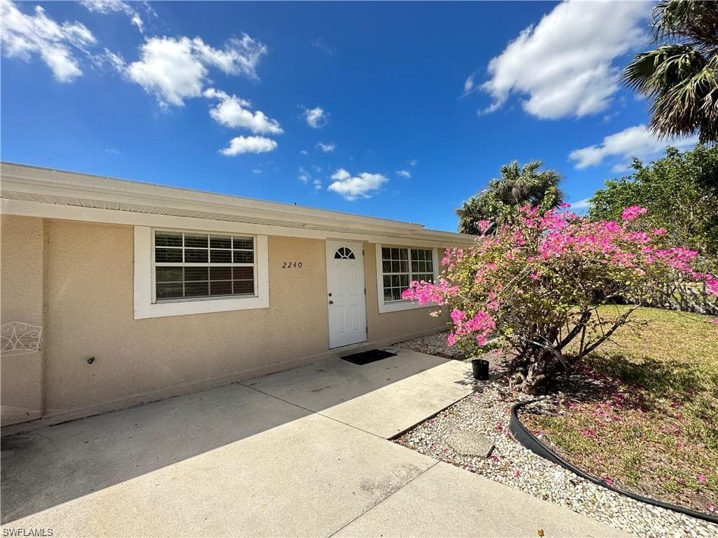 2240 Estey AVE NAPLES, FL 34104