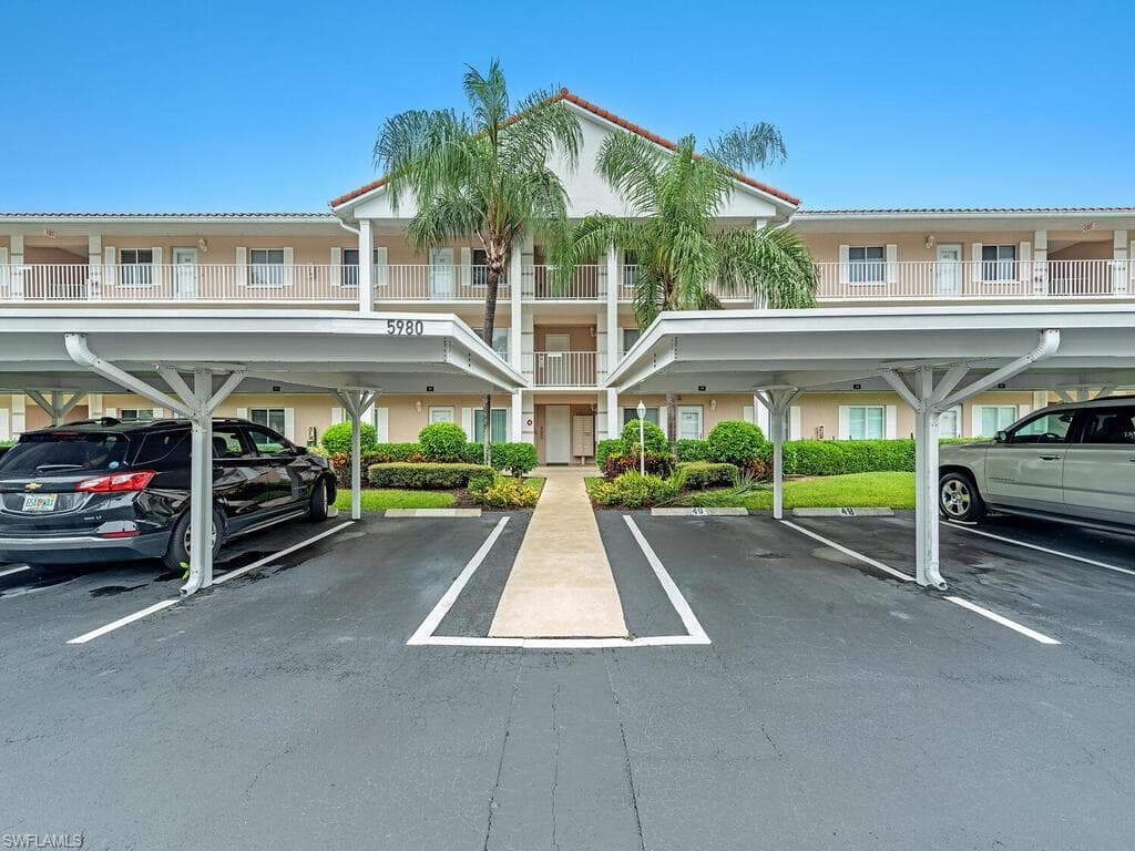 5980 Amherst DR D104 NAPLES, FL 34112