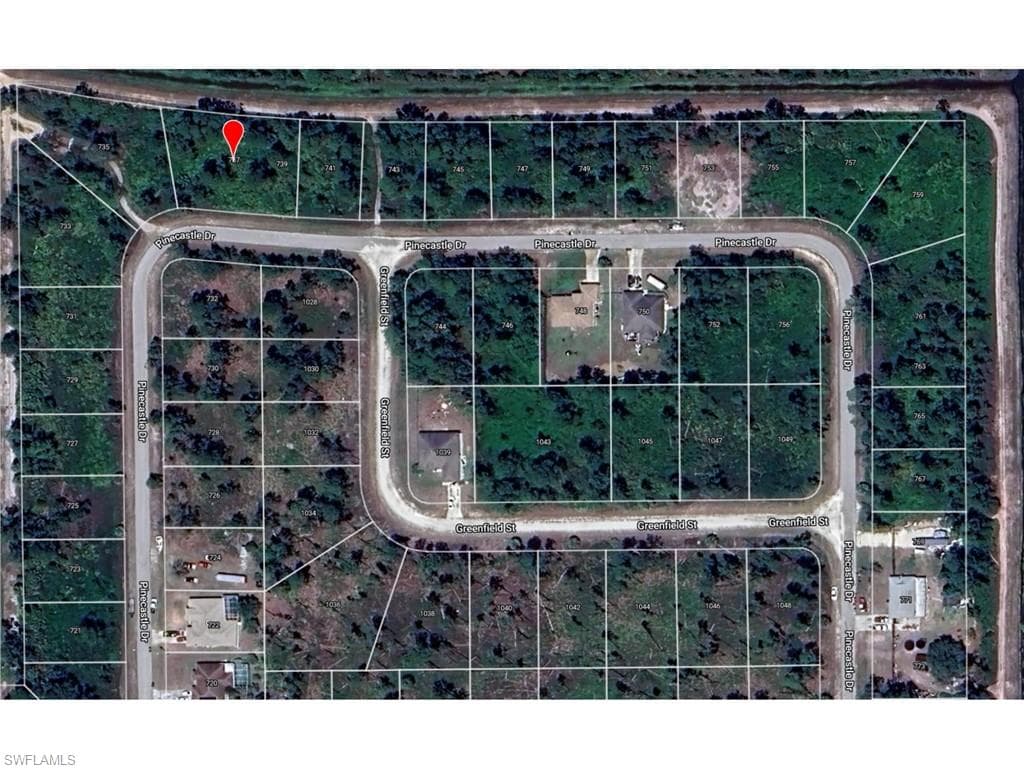 737 Pinecastle DR LEHIGH ACRES, FL 33974