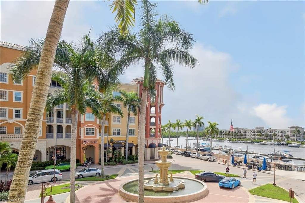 450 Bayfront PL 4205 NAPLES, FL 34102