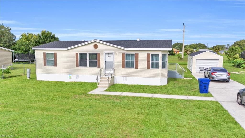 4185 Tanglewood LN LABELLE, FL 33935