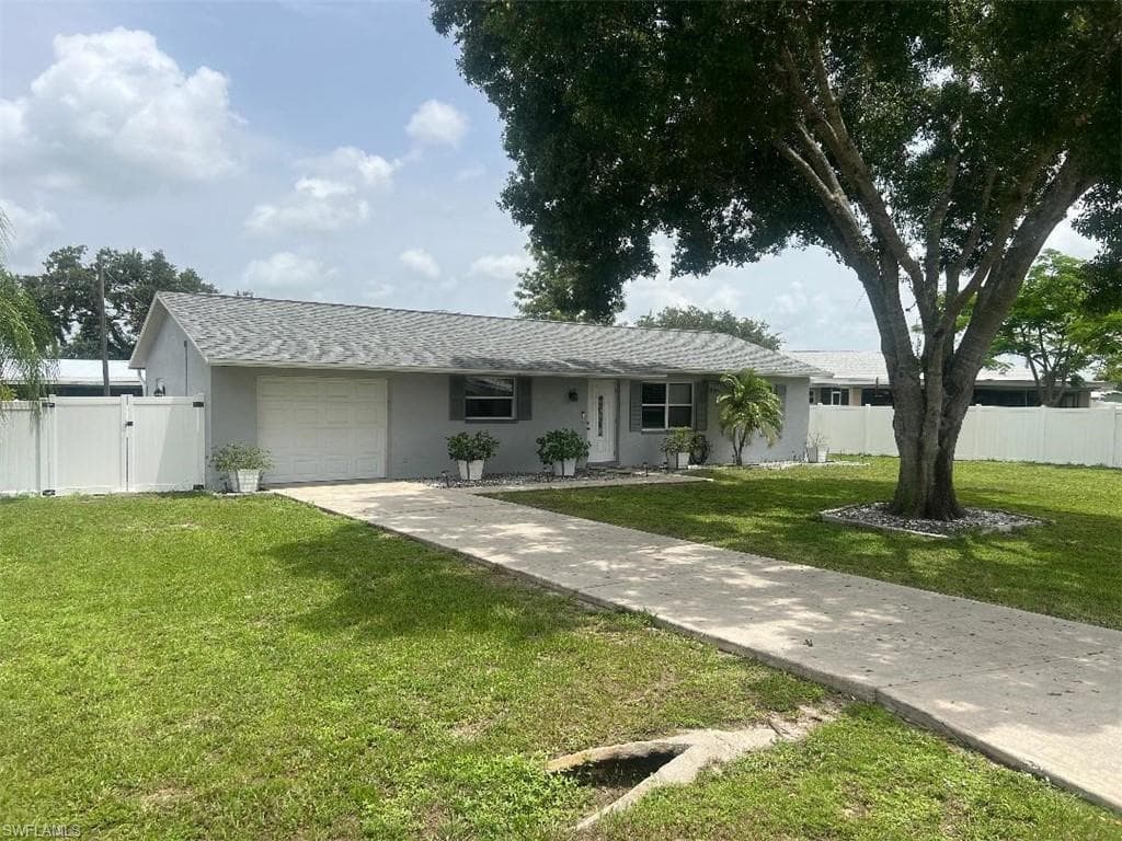 13616 River Forest FORT MYERS, FL 33905