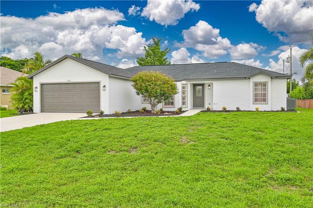 3215 SW 1st PL CAPE CORAL, FL 33914