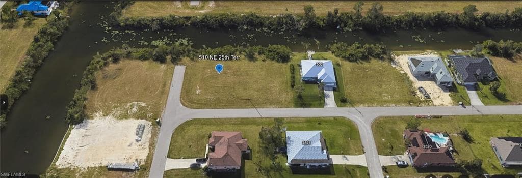 510 NE 25th TER CAPE CORAL, FL 33909