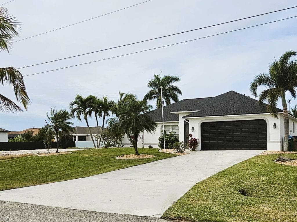 1024 33rd PL CAPE CORAL, FL 33993