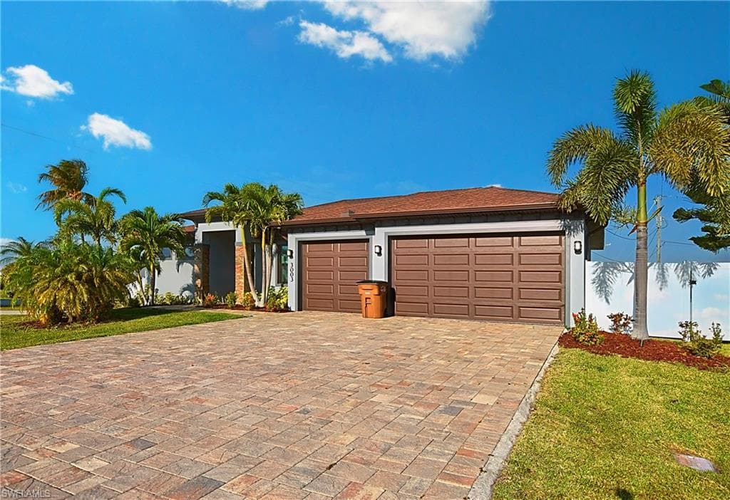 3003 14th CT CAPE CORAL, FL 33914