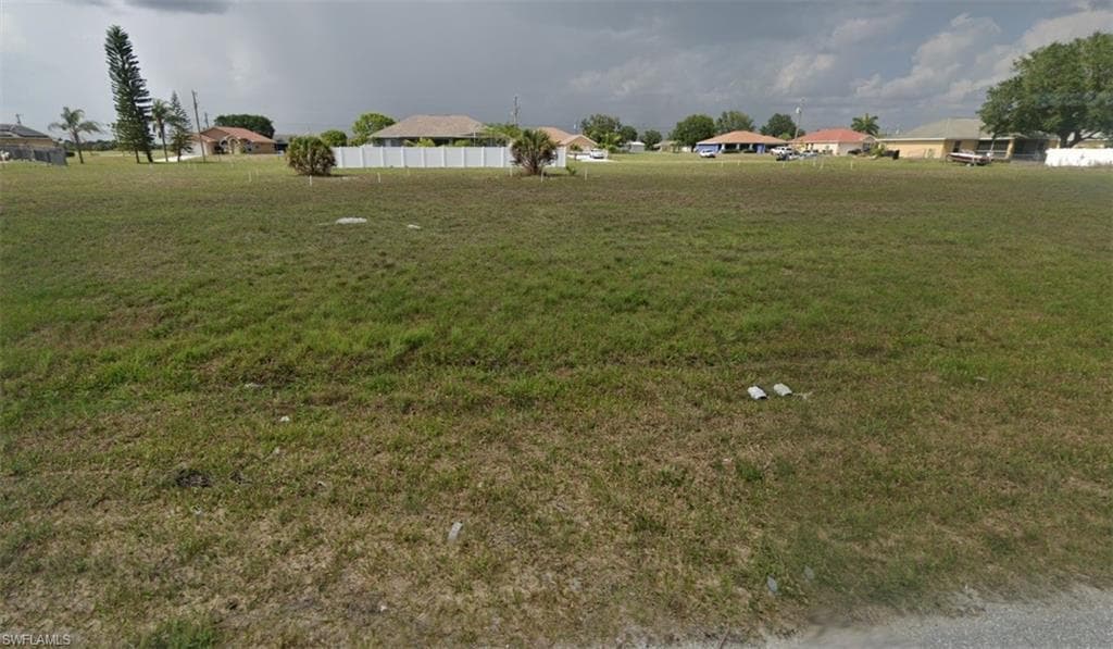 2113 NE 15th ST CAPE CORAL, FL 33909