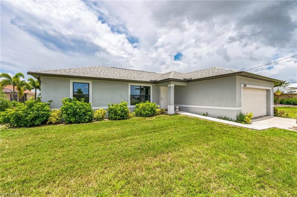 4217 Jacaranda PKWY W CAPE CORAL, FL 33993