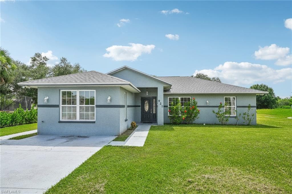 921 Jarmilla LN FORT MYERS, FL 33905