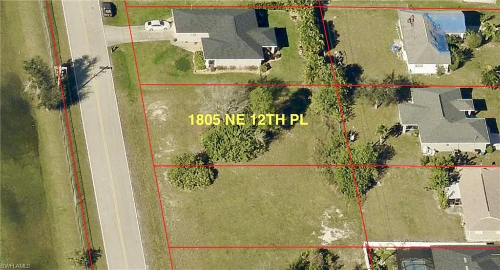 1805 NE 12th PL CAPE CORAL, FL 33909