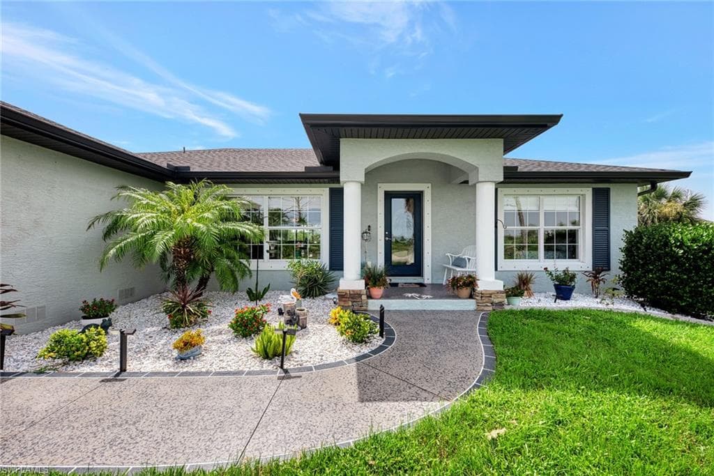8 Amidship RD PLACIDA, FL 33946