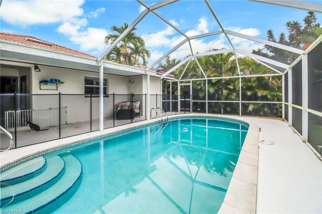 618 109th AVE N NAPLES, FL 34108