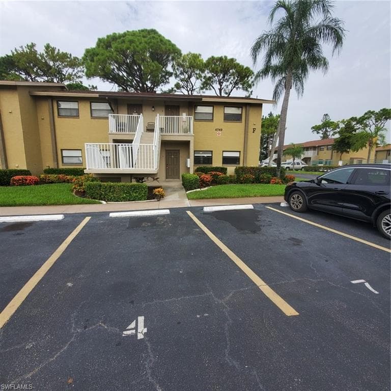 4749 Orange Grove BLVD 4 NORTH FORT MYERS, FL 33903