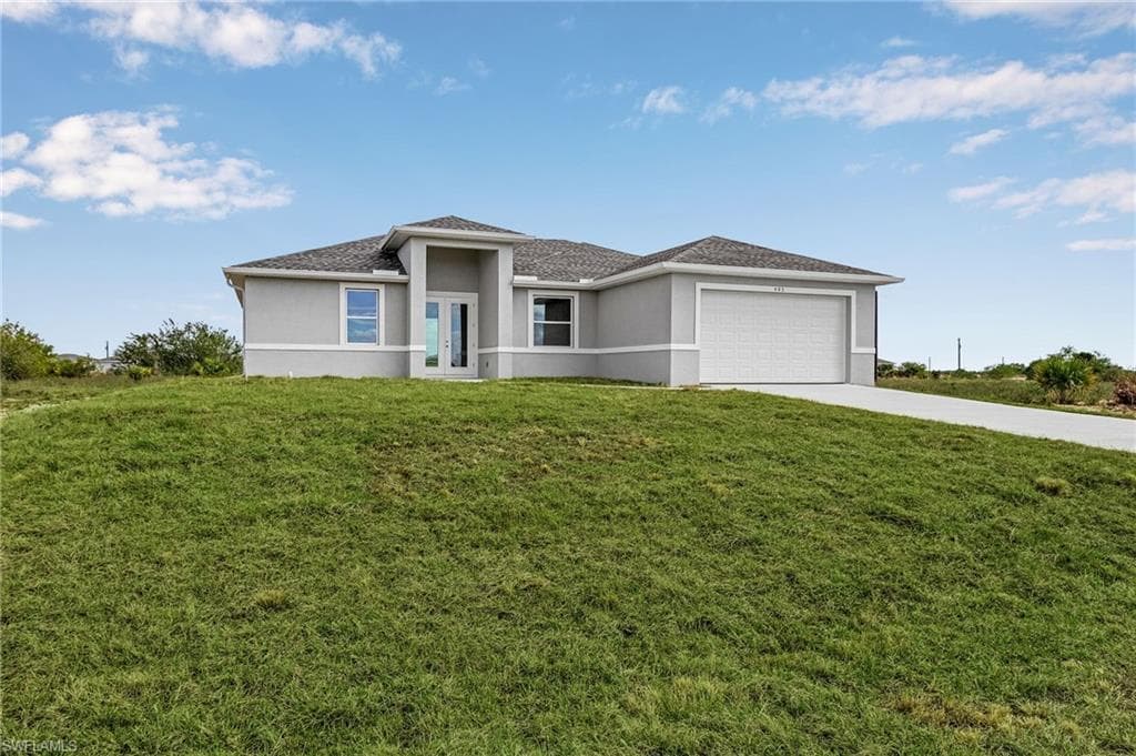 607 Olympia PL LABELLE, FL 33935