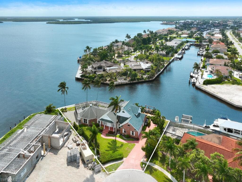1793 Wavecrest CT MARCO ISLAND, FL 34145