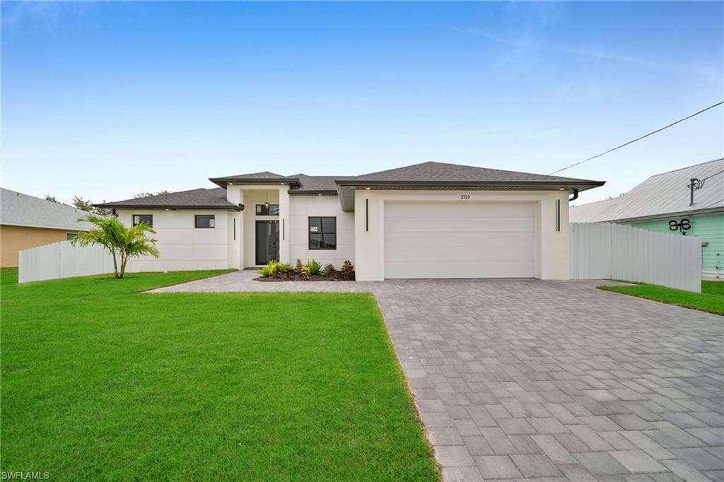 2727 SW 2nd LN CAPE CORAL, FL 33991