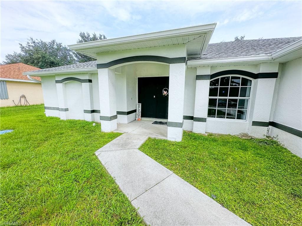 1836 Jovita AVE LEHIGH ACRES, FL 33972