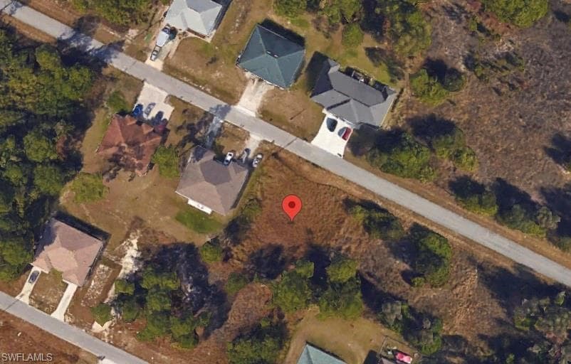 4735 27th ST SW LEHIGH ACRES, FL 33973