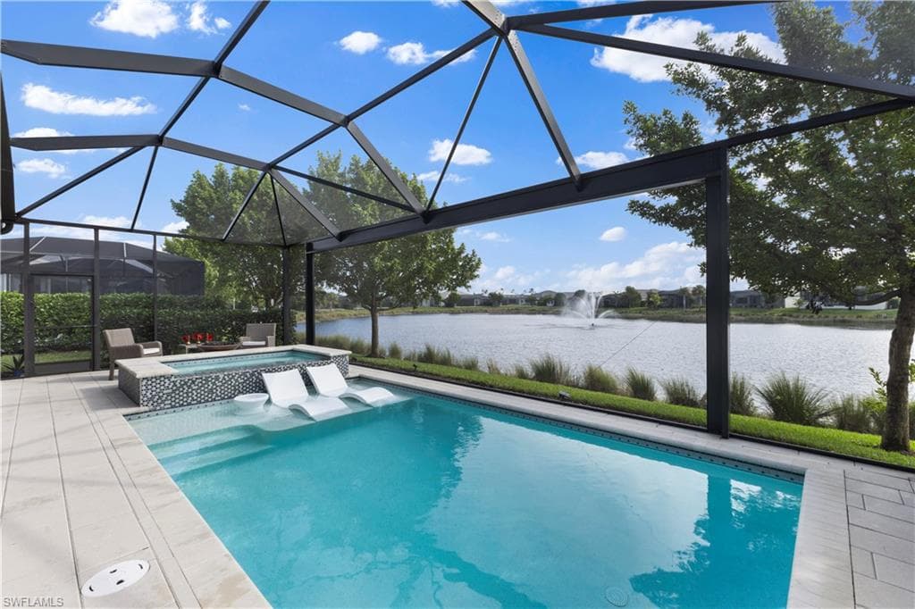 8926 Redonda DR NAPLES, FL 34114