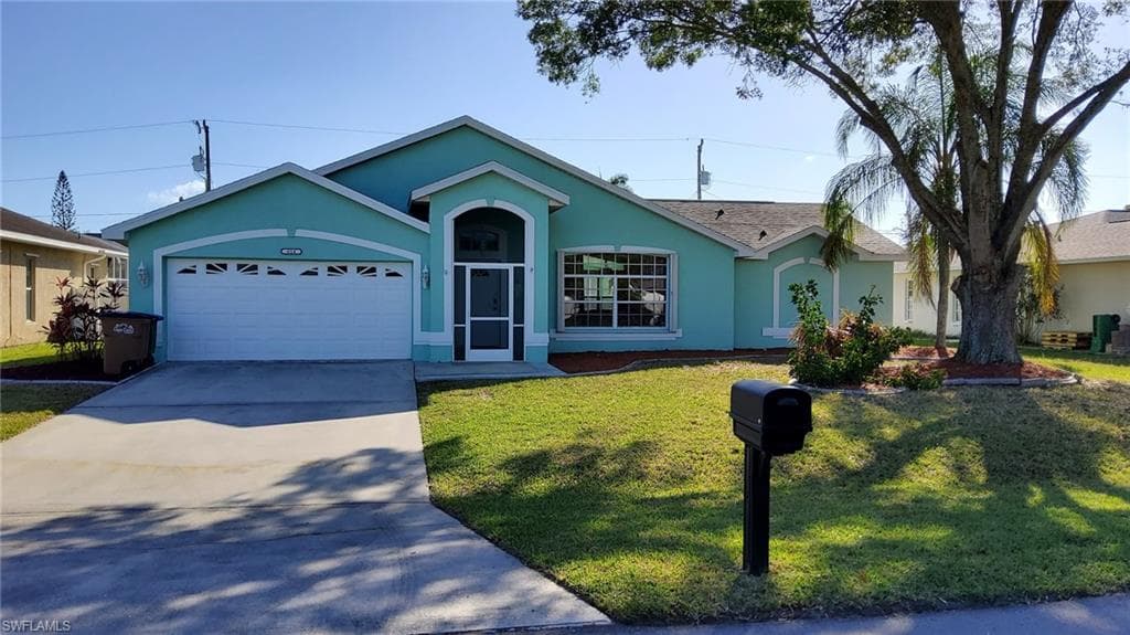 614 SE 19th TER CAPE CORAL, FL 33990